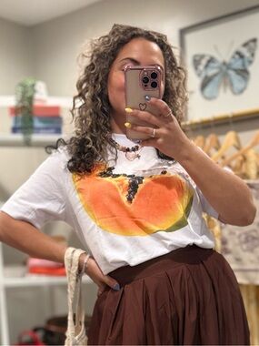 Pepita Pérez La Sabrosa Papaya Graphic Tee | Oversized Fit size S
